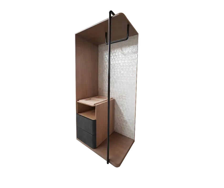 WARDROBE 04