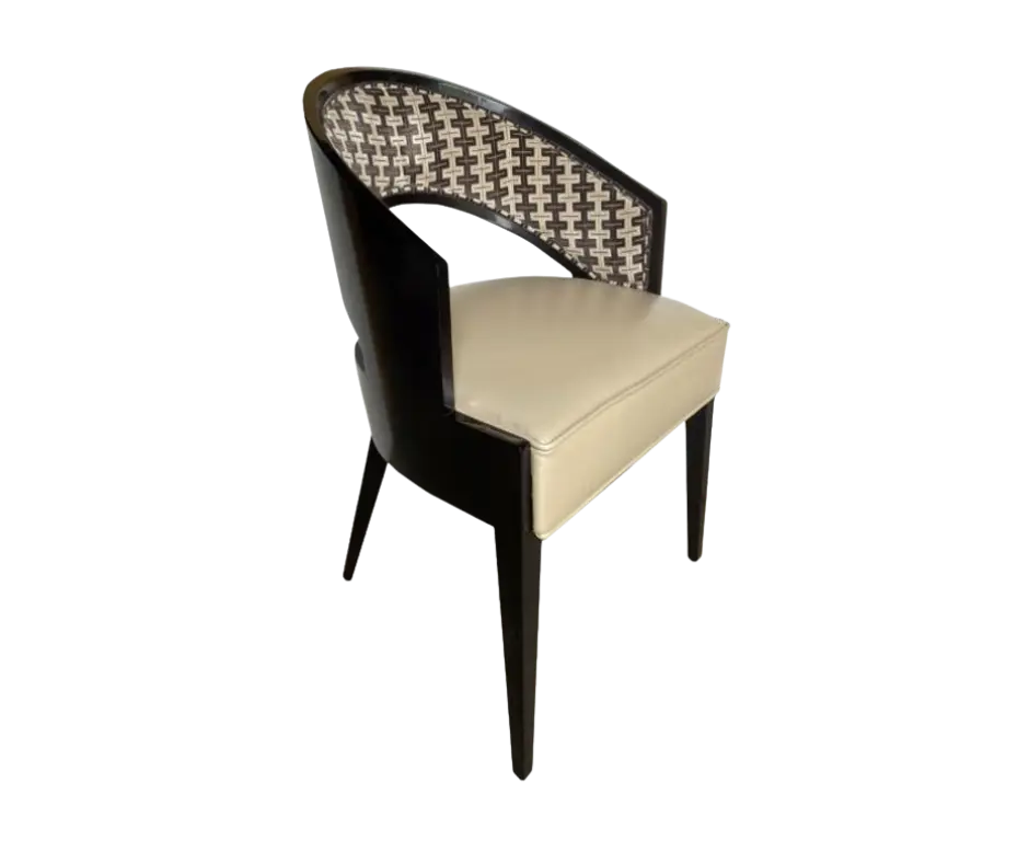CHAIR 01